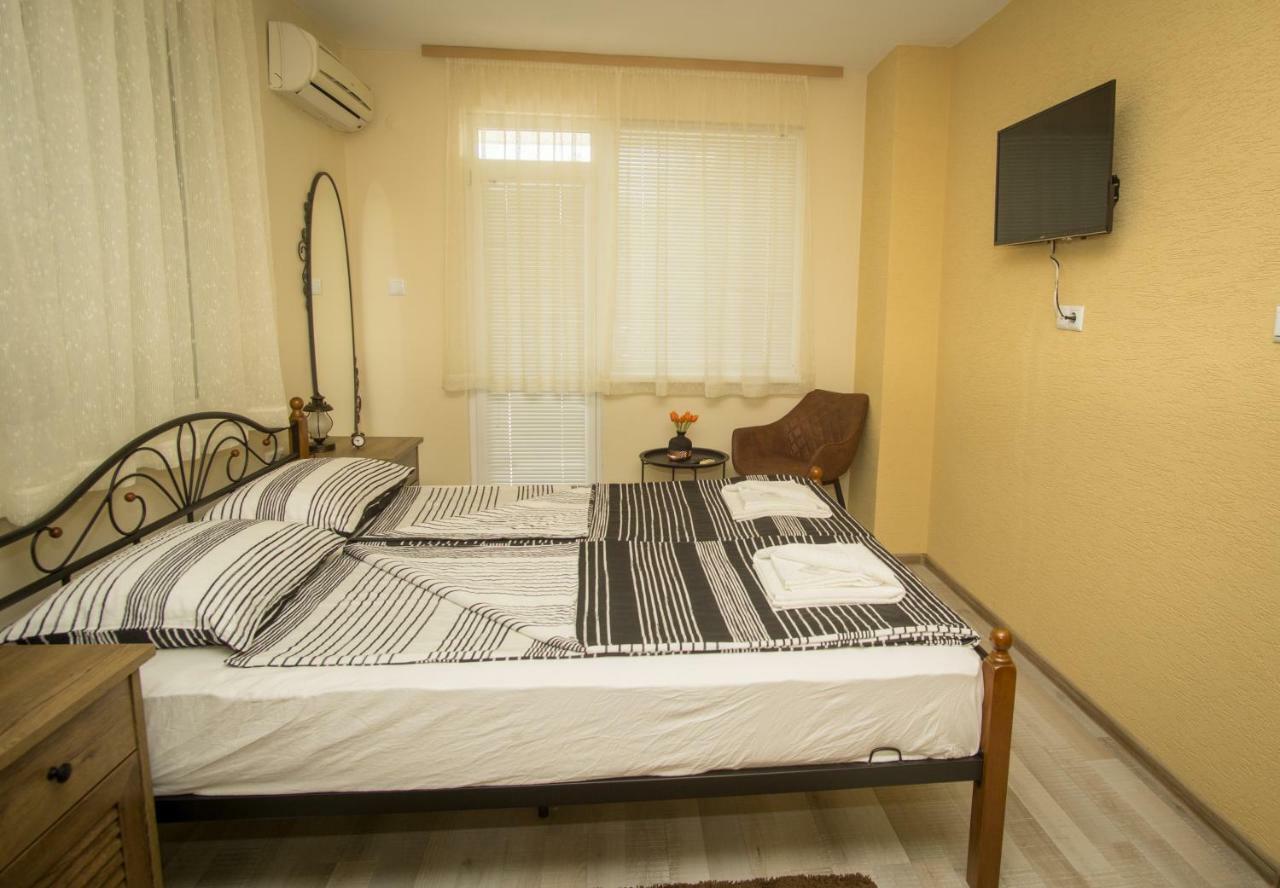Appartement Двойна Стая I - Къща За Гости Зоя à Tsarévo Extérieur photo