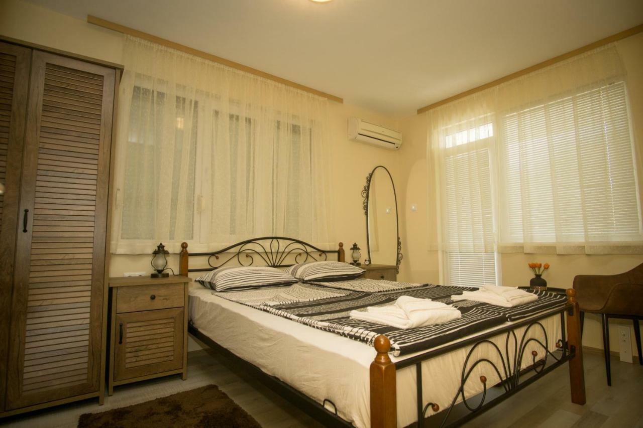 Appartement Двойна Стая I - Къща За Гости Зоя à Tsarévo Extérieur photo