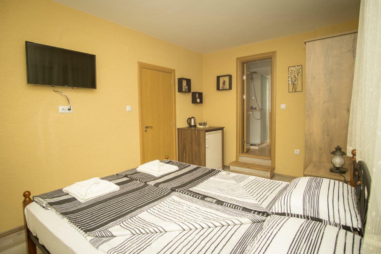 Appartement Двойна Стая I - Къща За Гости Зоя à Tsarévo Extérieur photo