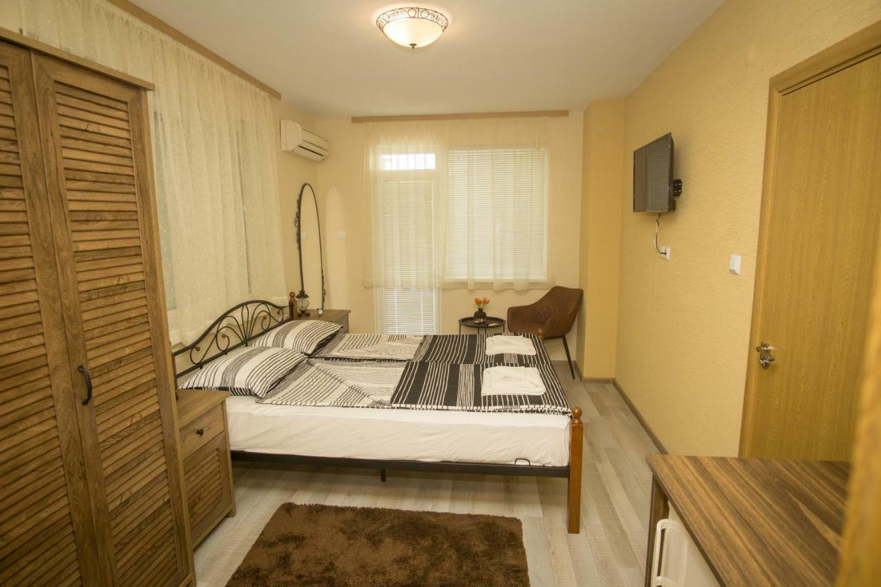 Appartement Двойна Стая I - Къща За Гости Зоя à Tsarévo Extérieur photo